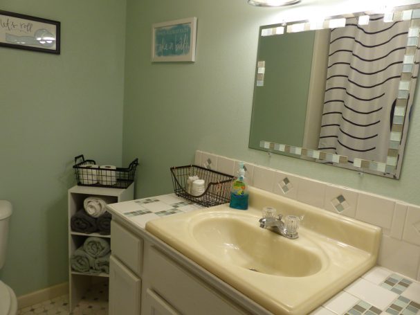 Ample Towels & Toiletries